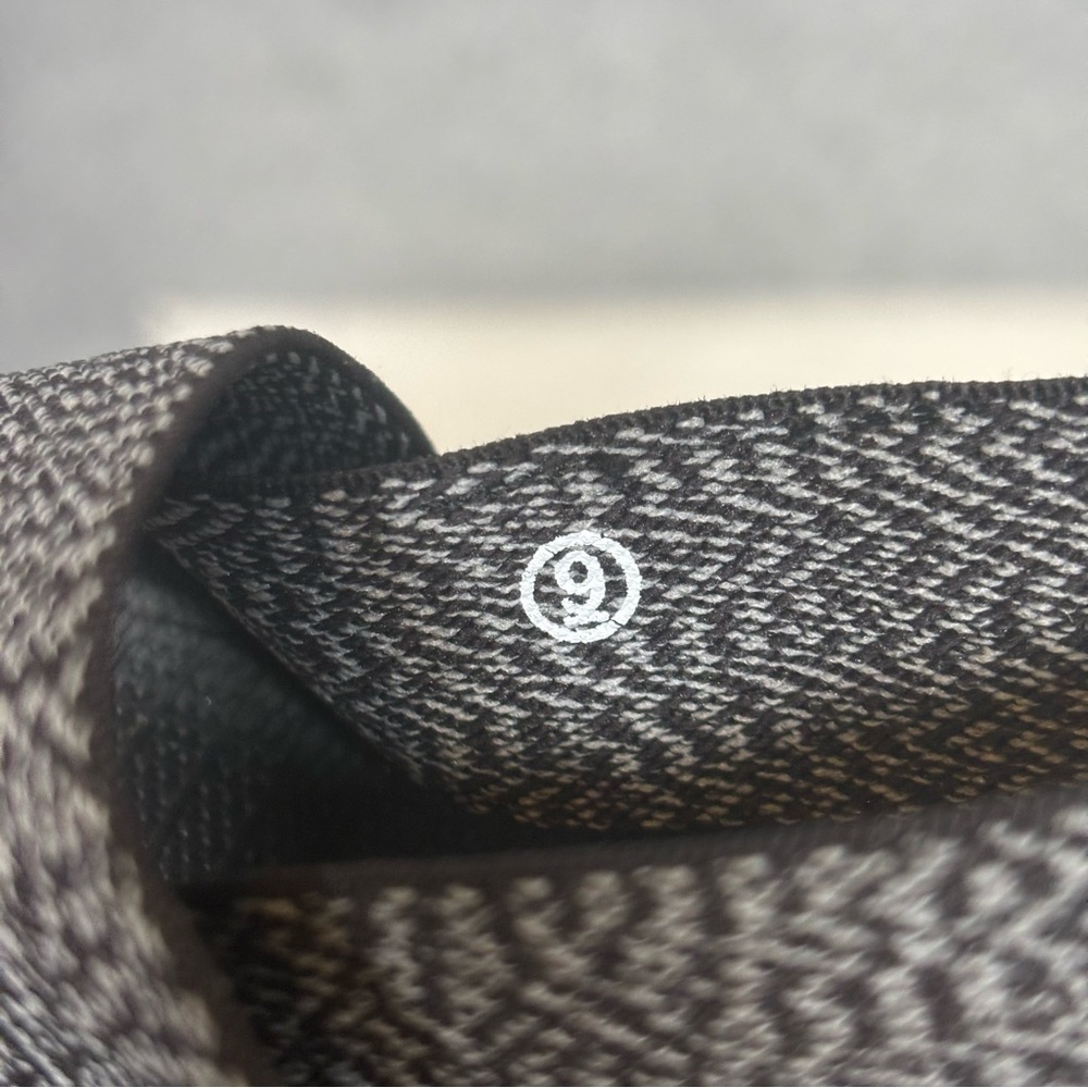 Skechers On-The-Go 600 - Ideal Goga Max Sandal-Black/White-Women Size 9 - Picture 9 of 11